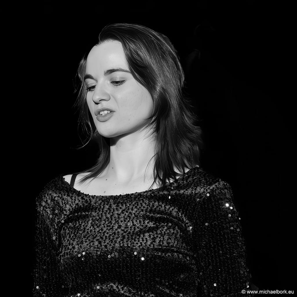 SOFIA FRIEDMANN-mbv-2745-JT-80x80