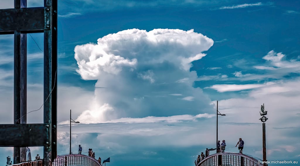 mbv-1600-thecloud-180x100